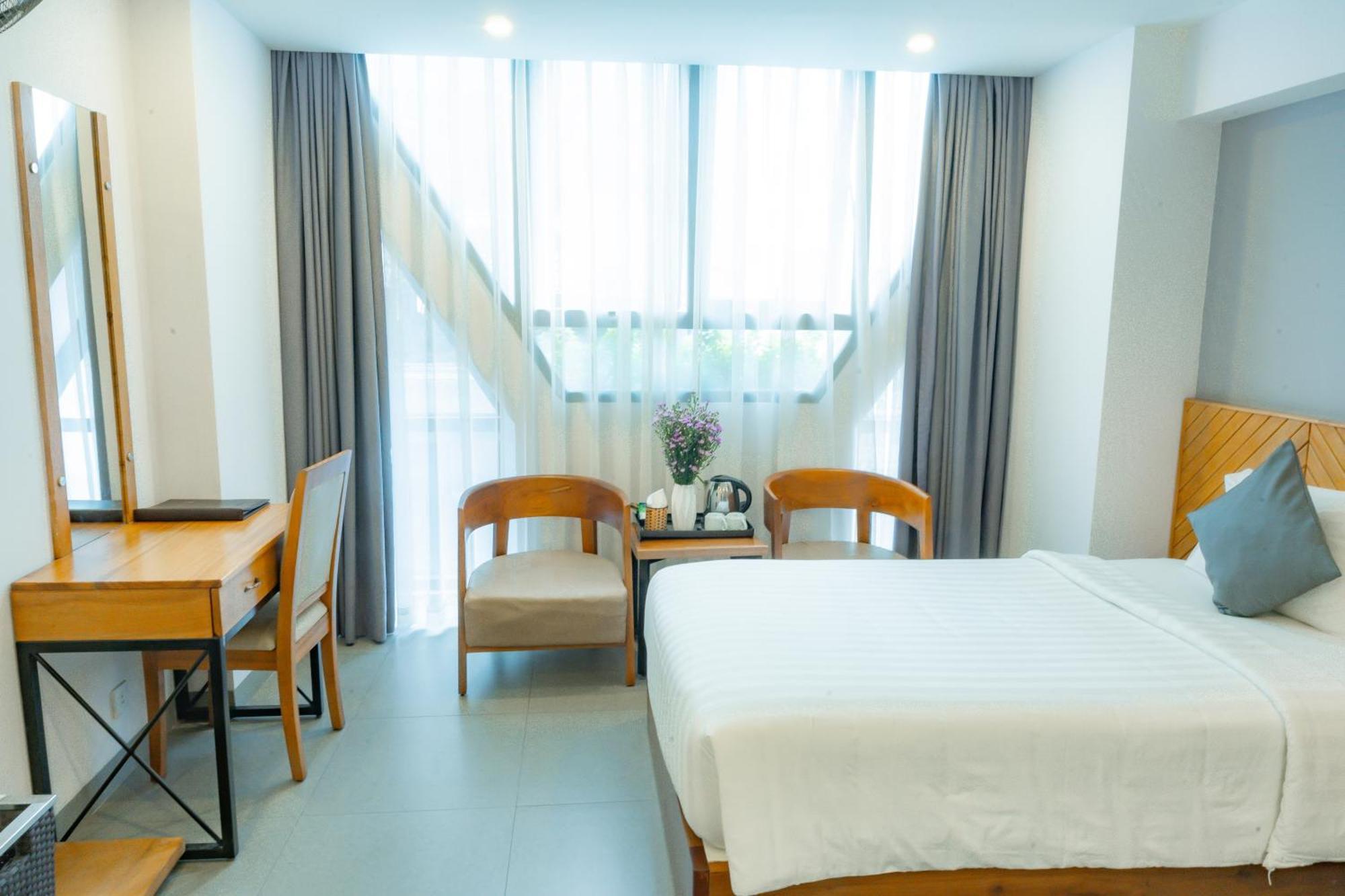 Venue Hotel Nha Trang Beach Exterior photo
