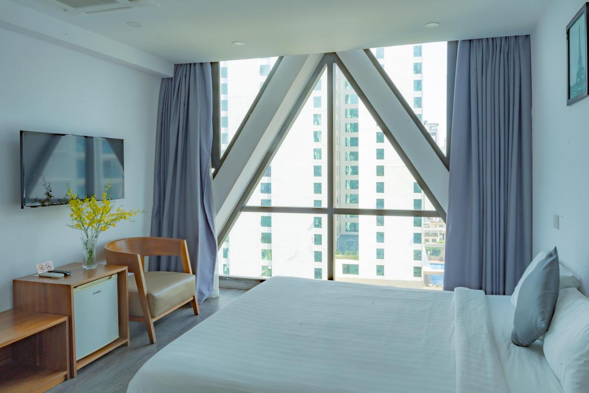 Venue Hotel Nha Trang Beach Exterior photo